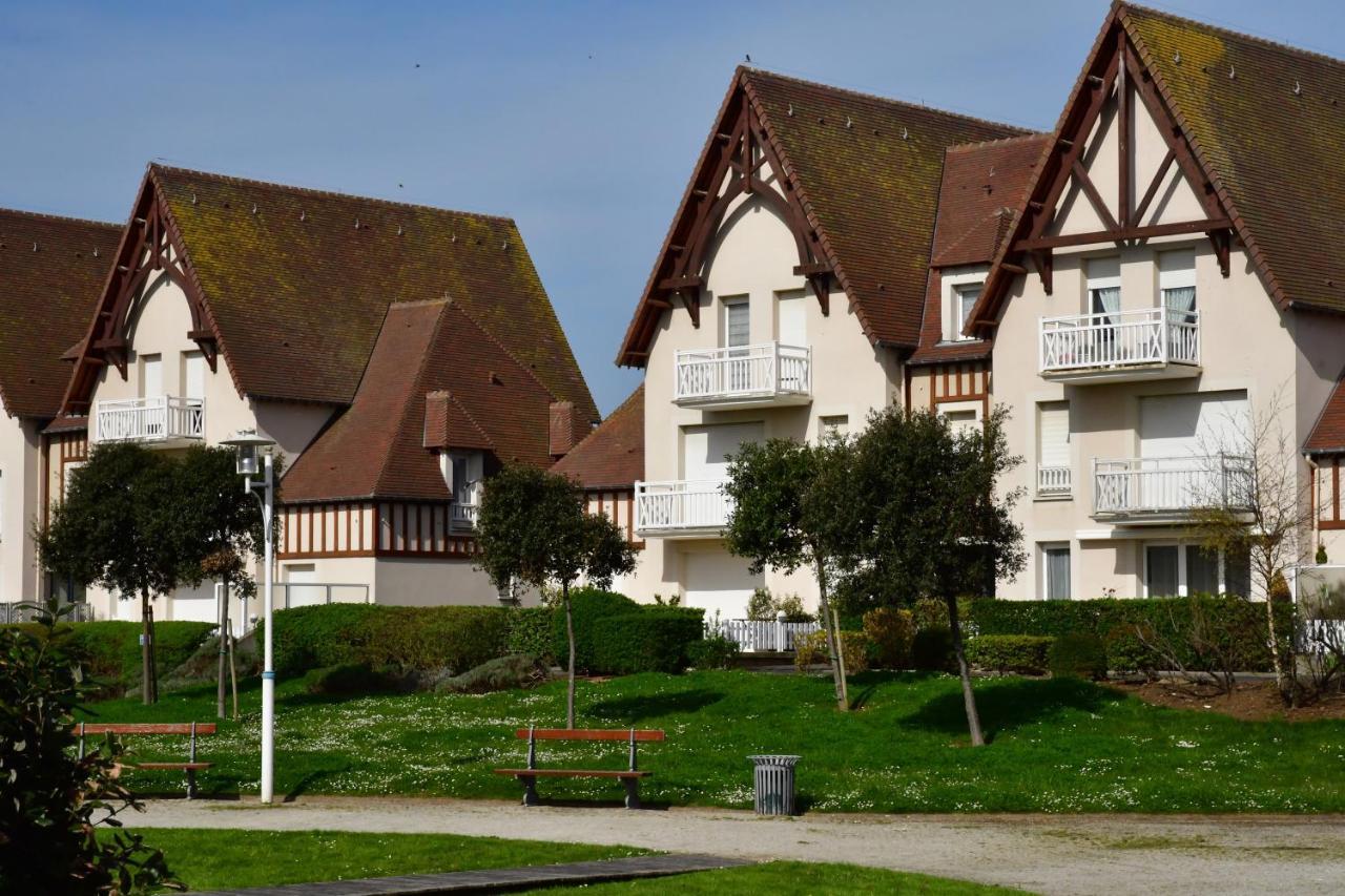 La Courette, Maison Avec Cour Proche Plage Graye-sur-Mer المظهر الخارجي الصورة